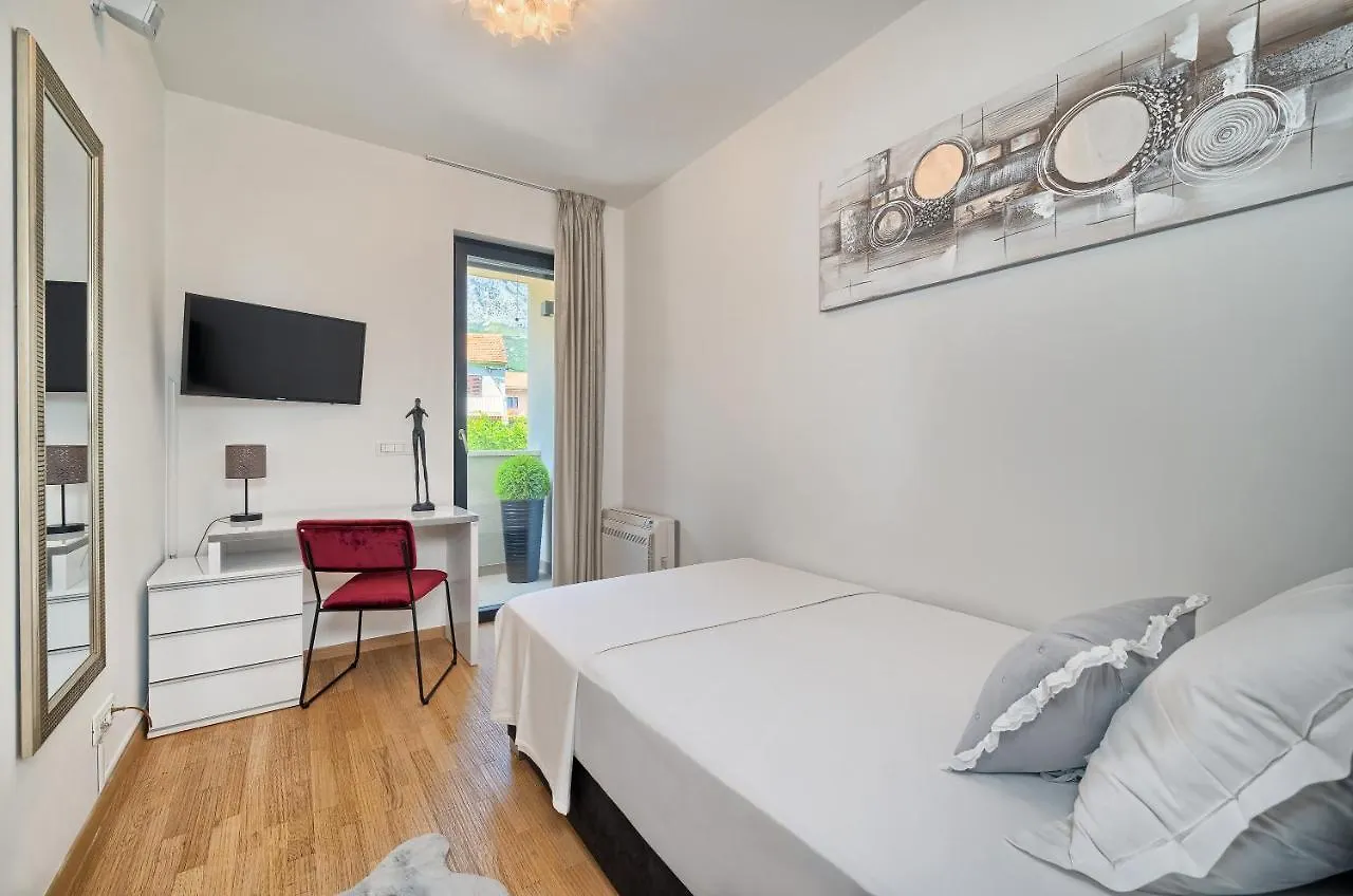 Villa Porta Marina Kaštela 0*,